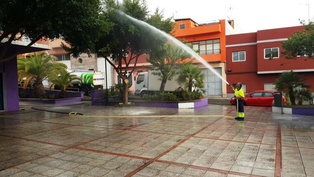 Limpieza de las zonas públicas en Telde