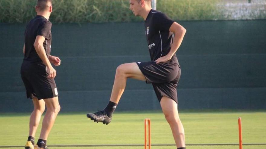 Sergio Ayala durante un entrenamiento de esta semana.