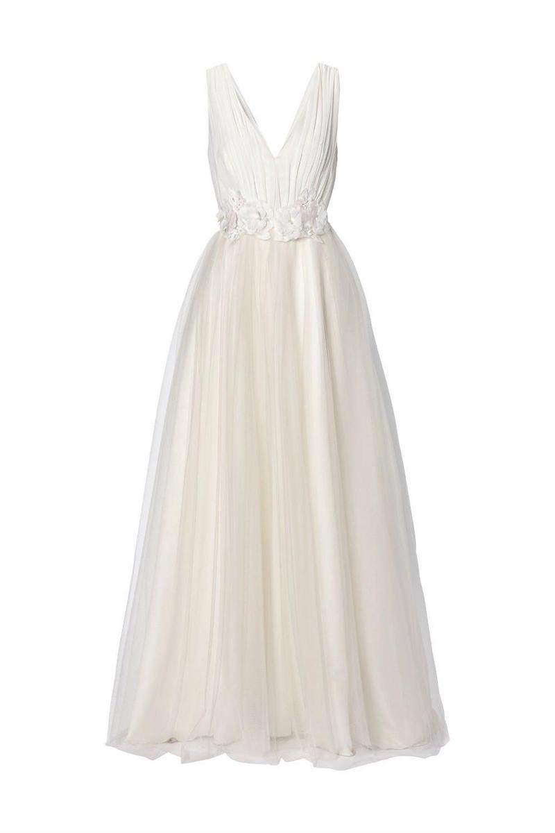 Vestido de novia de C&amp;A con falda de tul y escote en uve