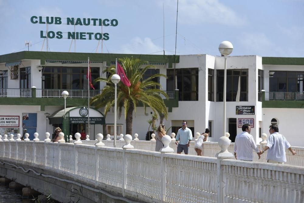 Protestas por el estado del Mar Menor en Los Nieto