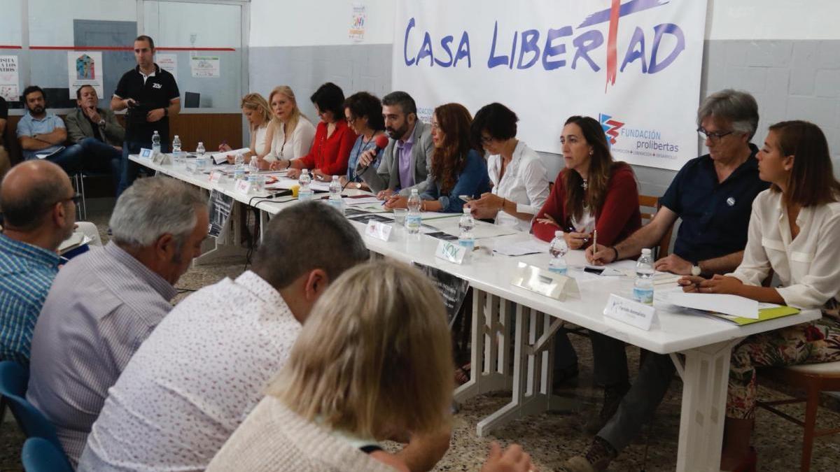 Todos los partidos políticos coinciden en la necesidad de luchar contra la pobreza en Córdoba