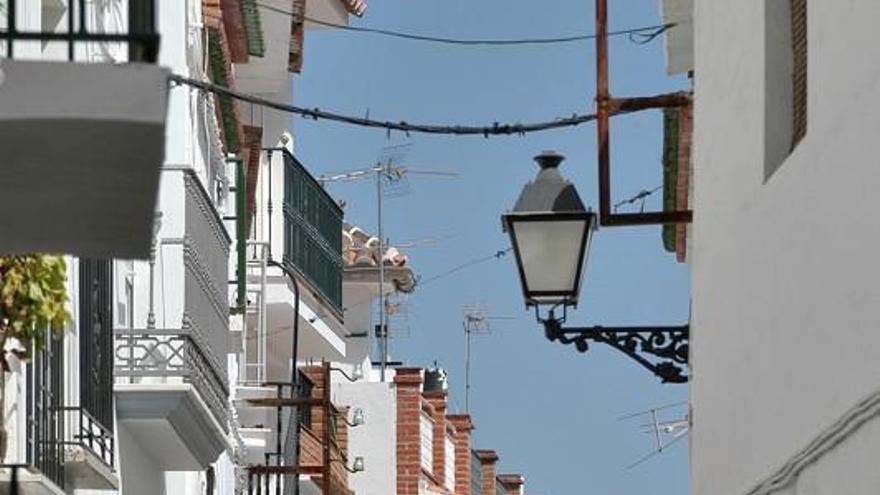 La Diputación adjudica por 1,6 millones la mejora del alumbrado de 7.000 farolas