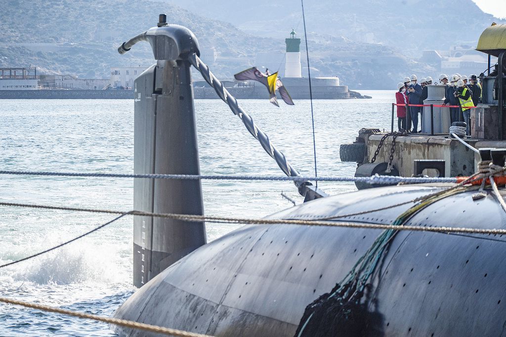 Margarita Robles visita las instalaciones de Navantia en Cartagena