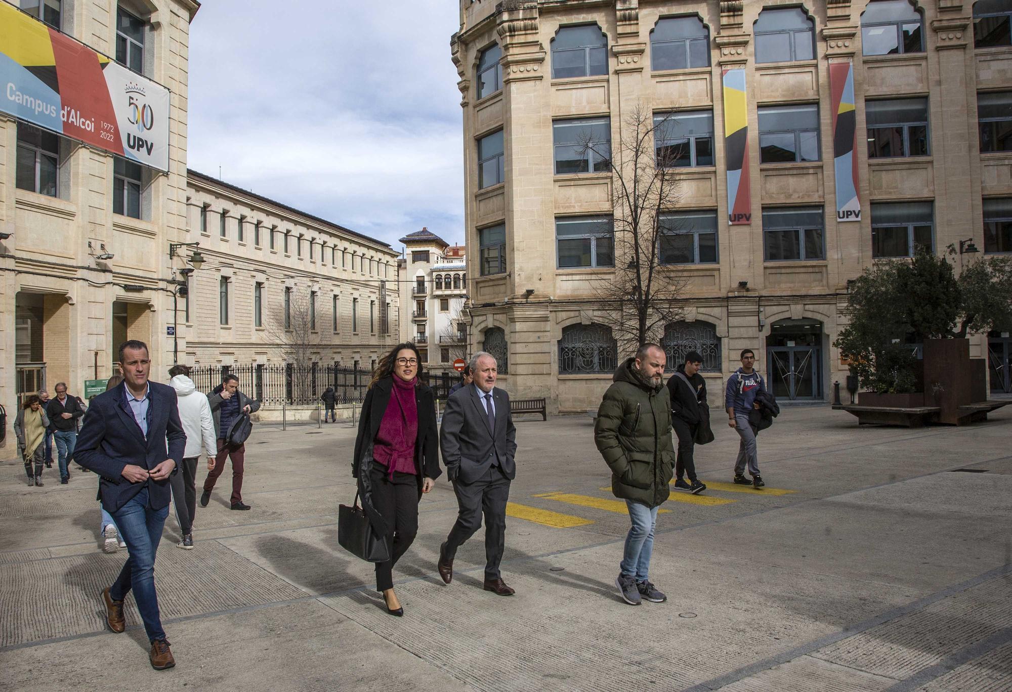 Aitana Mas visita la UPV en Alcoy