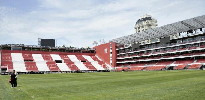 Estadio Jorge Luis Hirschi - El hogar del Estudiantes de la Plata ha cedido sus instalaciones a las autoridades de La Plata y de Buenos Aires