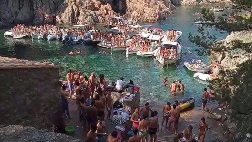 Frame d&#039;un vídeo d&#039;una festa a cala Massoni.