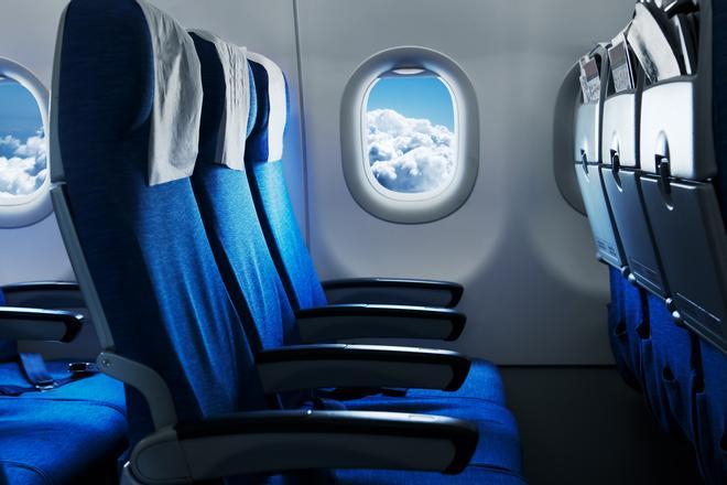 En busca de los asientos más seguros en un avión.