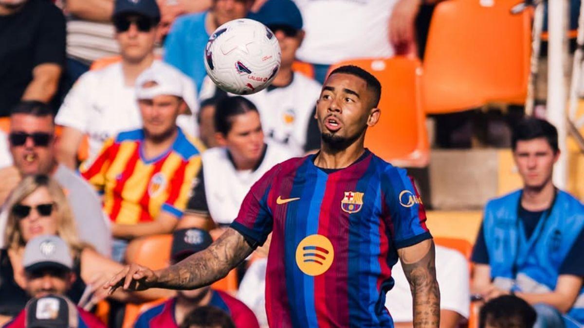 de estar apartado en el Arsenal al sí rotundo al Barça