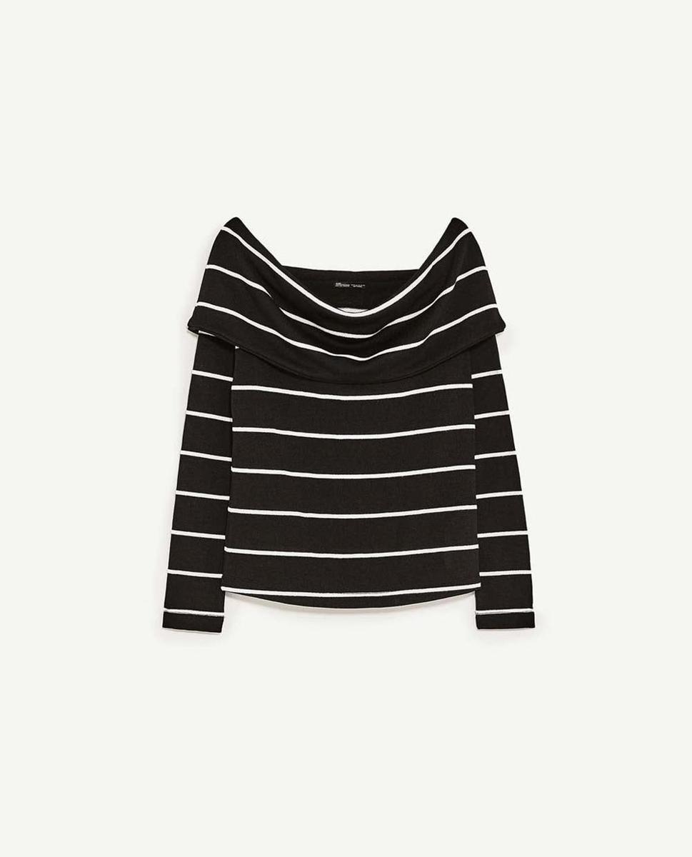 Jersey con hombros al descubierto de Zara (Precio: 6.47 euros)