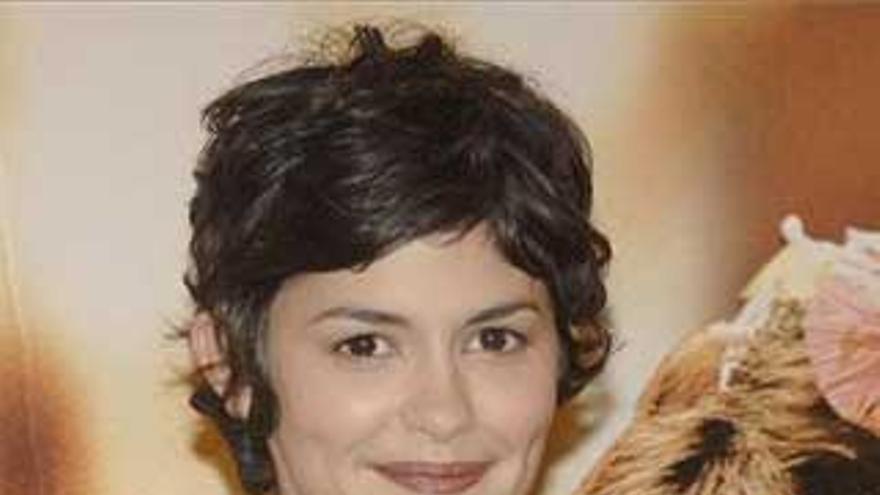 La actriz de `Amelie´, Audrey Tautou, interpreta a una seductora de millonarios en &quot;Un engaño de lujo&quot;