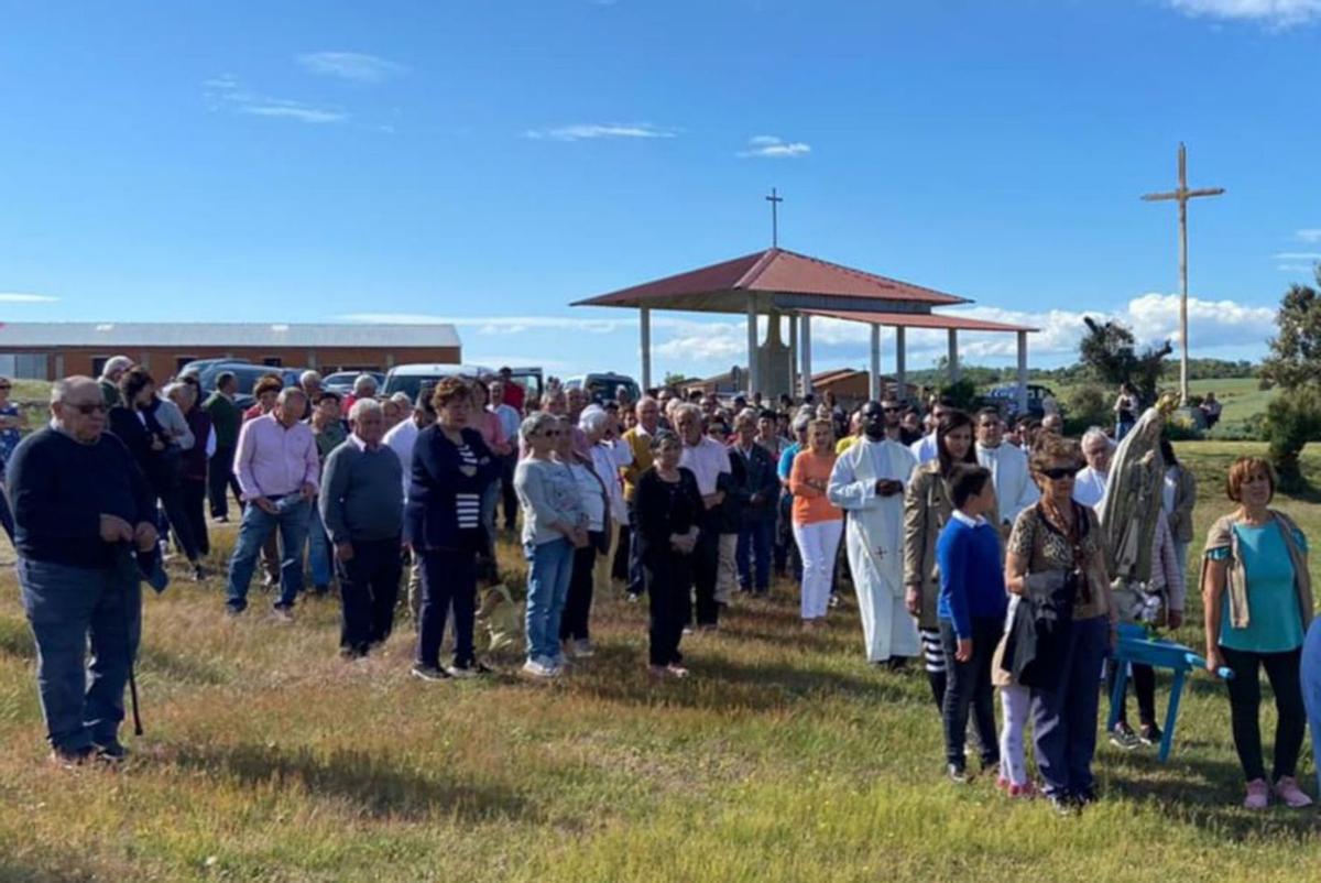 Celebración de la Virgen de Fátima en Fradellos | CH. S.