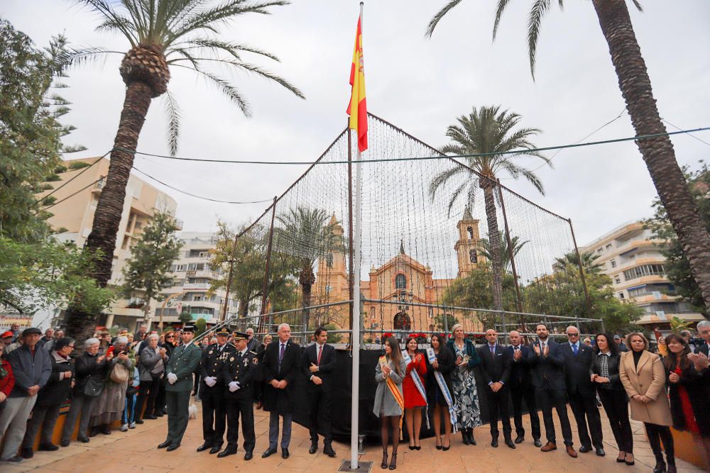 Torrevieja celebra el Día de la Constitución