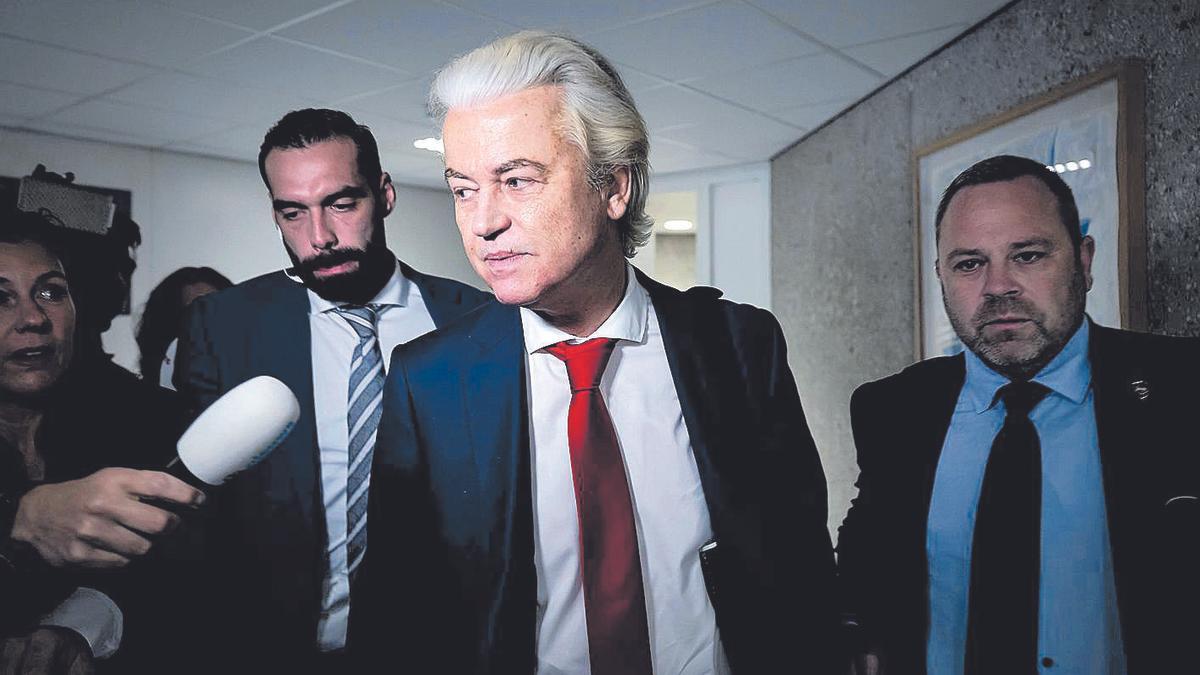 Geert Wilders, líder del PVV, ayer en La Haya, tras anunciar la salida de su partido del Gobierno