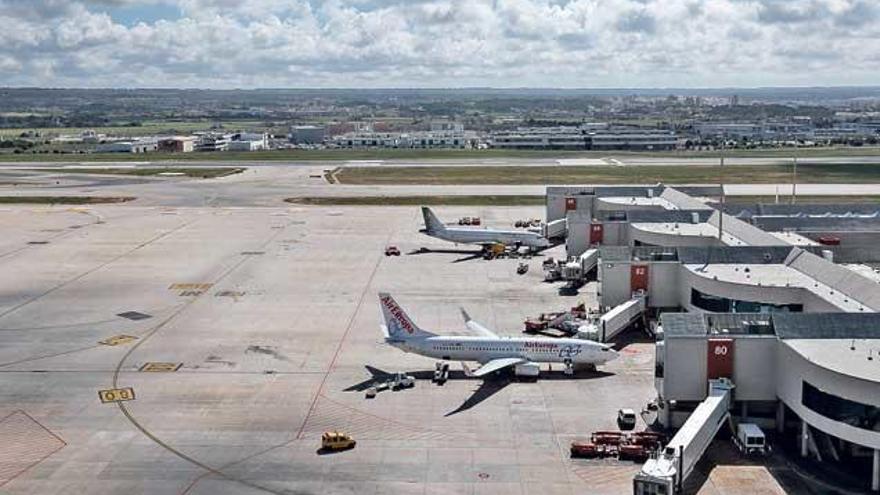 Der Flughafen von Mallorca war auch im Oktober gut besucht.