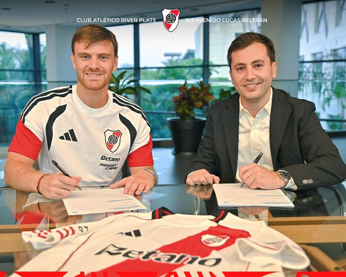 LUCAS BELTRÁN FIRMA POR RIVER