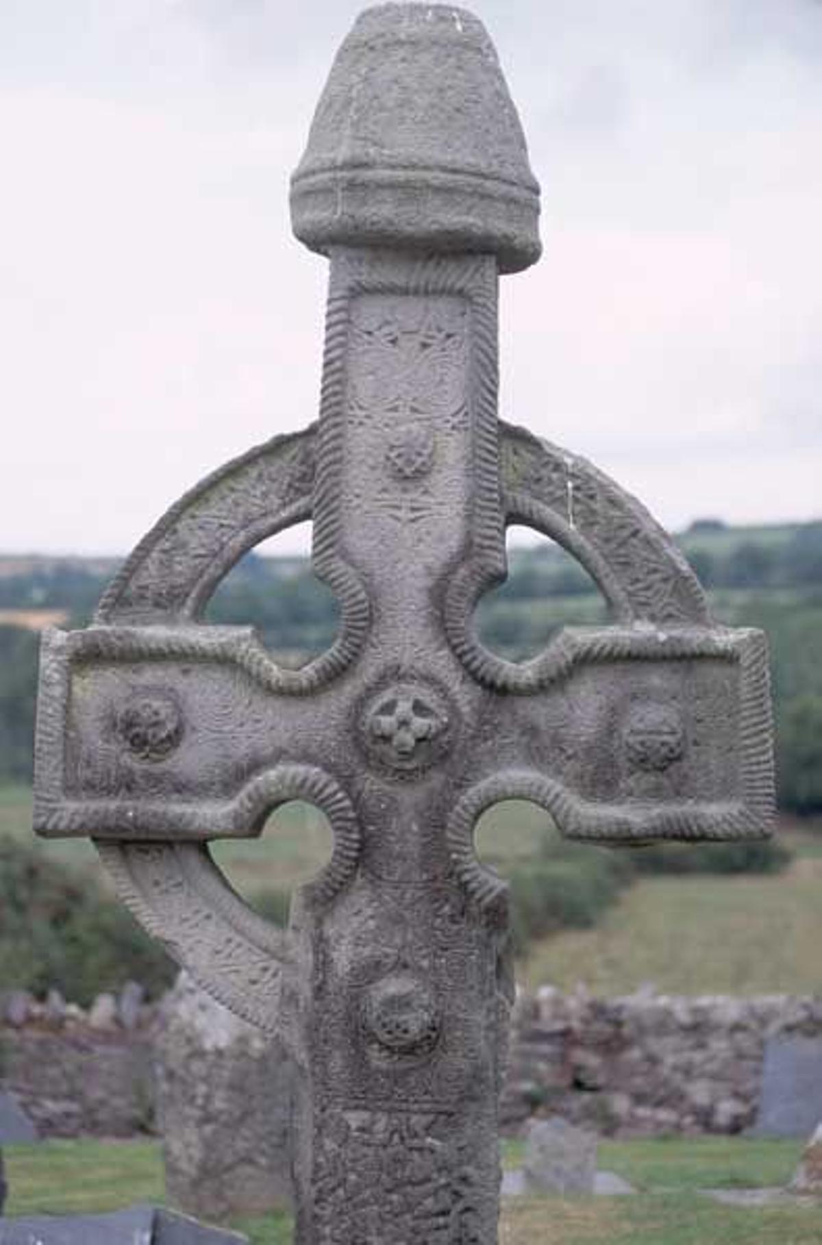 Cruces celtas talladas en piedra pertenecientes al antiguo Reino de Ossory que abarcaba el territorio entre los condados de Kilkenny y Tipperary.