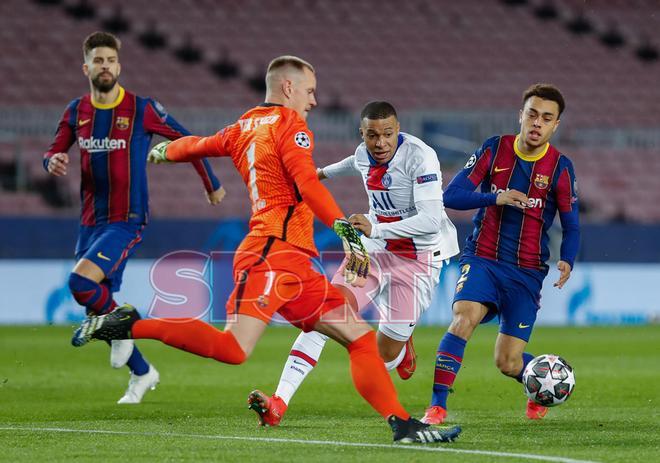 F.C. Barcelona, 1 - PSG, 4 - Liga Campeones - Octavos ida