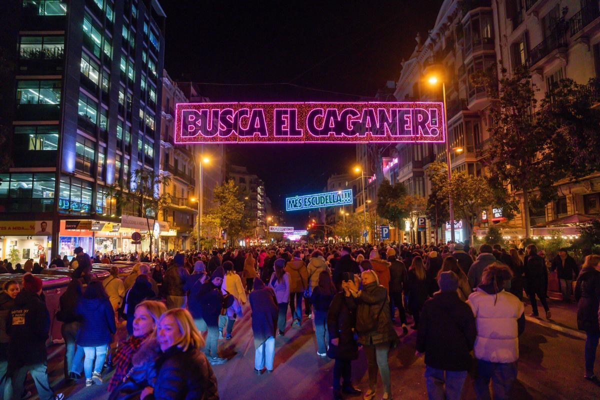 Barcelona 22/11/2025 Barcelona 'Encesa de llums de Barcelona del Nadal 2025. Calle Aragó AUTOR: JORDI OTIX