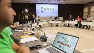 El Consell eleva a 200 euros al mes su oferta de subida salarial a los docentes
