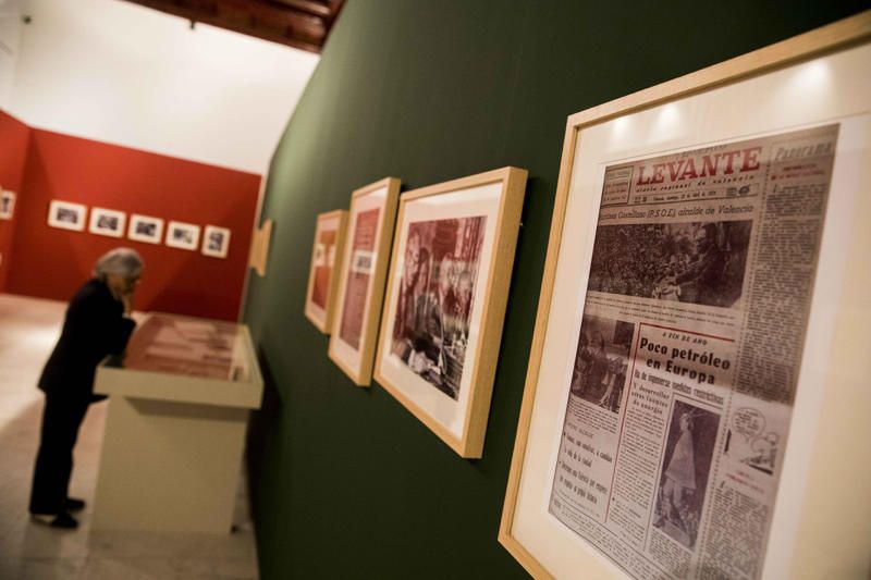 Exposición "40 años de ayuntamientos democráticos" en la Diputación de València