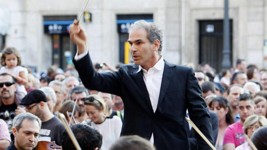 La Orquestra  de València vota  en contra de  la continuidad  de Yaron Traub