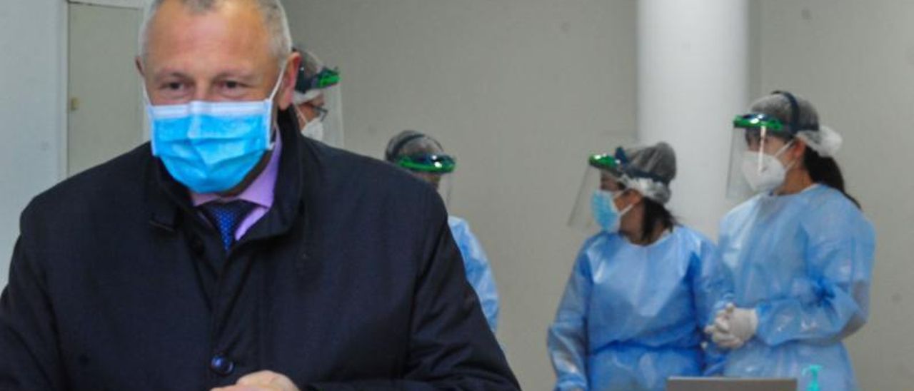 El gerente del área sanitaria Pontevedra-O Salnés, José Ramón Gómez. | // IÑAKI ABELLA