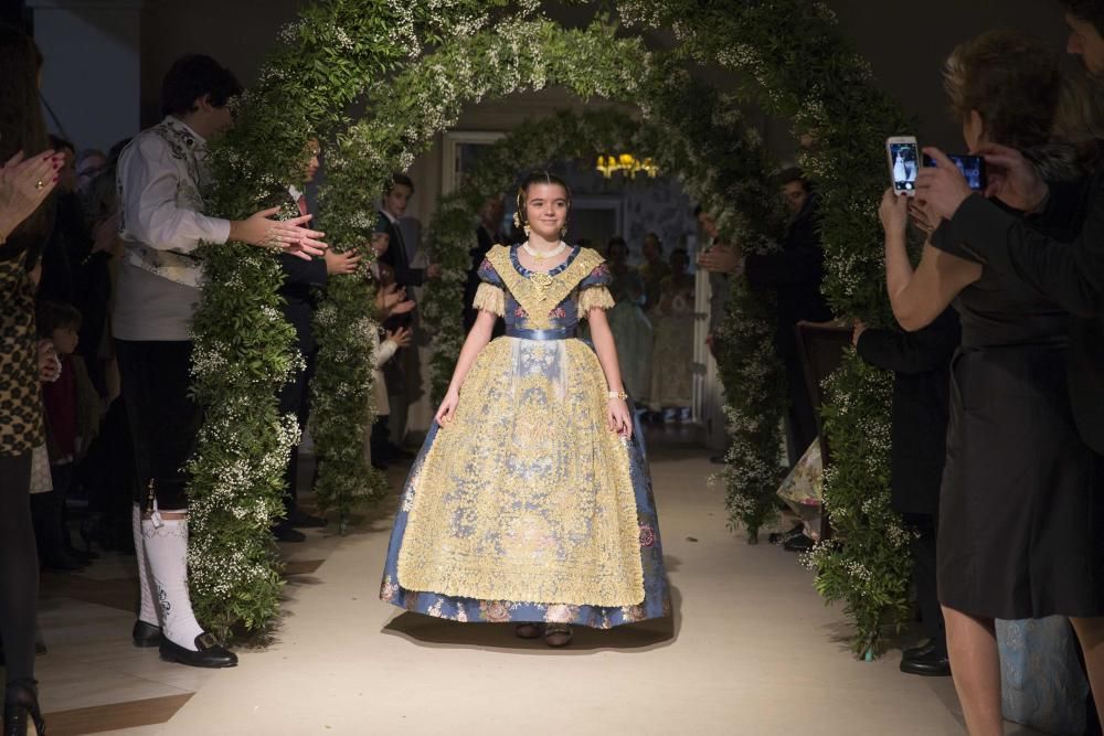 Presentación de las falleras mayores de Convento Jerusalén