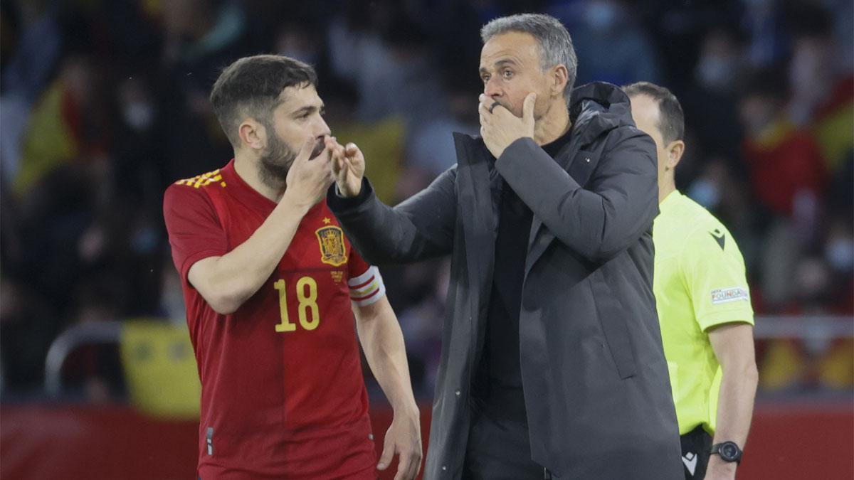 Jordi Alba habla de la combinación ente jugadores jóvenes y veteranos en la selección