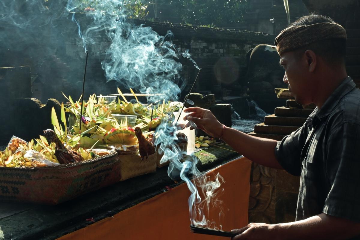 Templo hinduista de Tirta Empul, Bali.