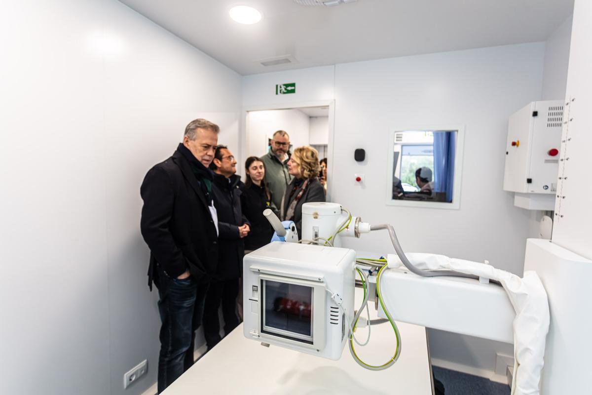 Interior de la unidad móvil.