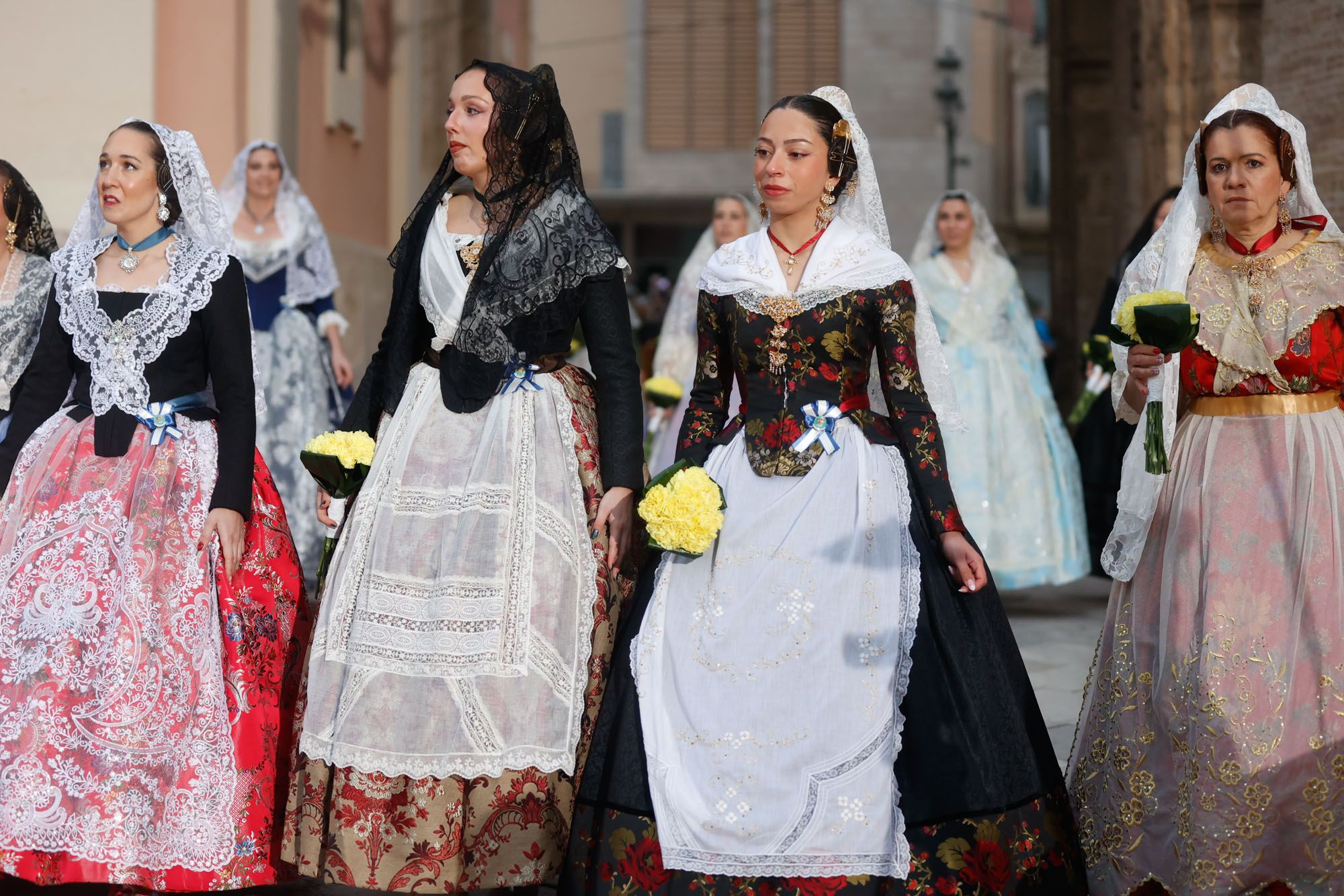 Todas las fotos de la Ofrenda del 17 de marzo por la calle de la Paz de 18:00 a 19:00 horas