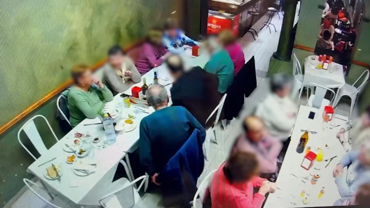 Así se llevó la mujer detenida en Alberic una cartera con 400 euros