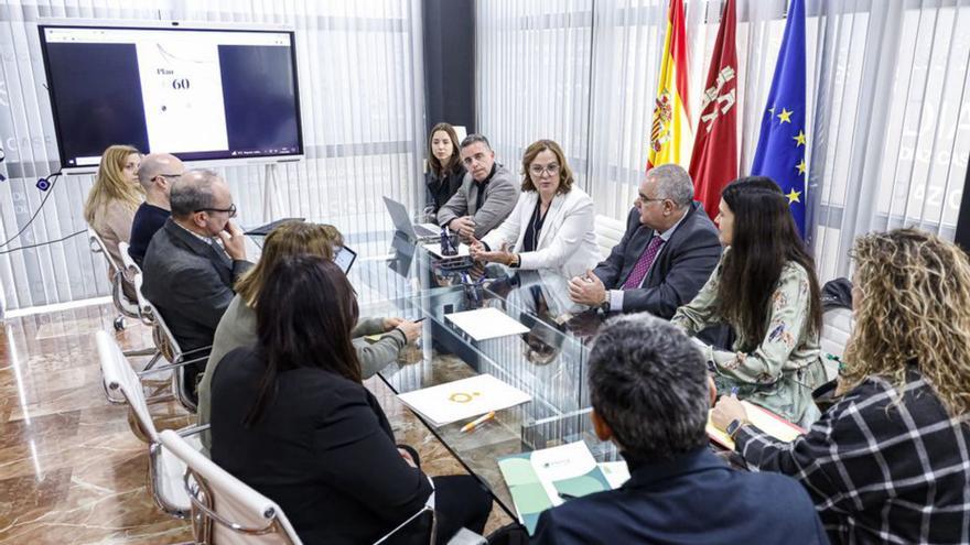 Isabel Franco presidió ayer la reunión del ‘Plan +60’. | CARM