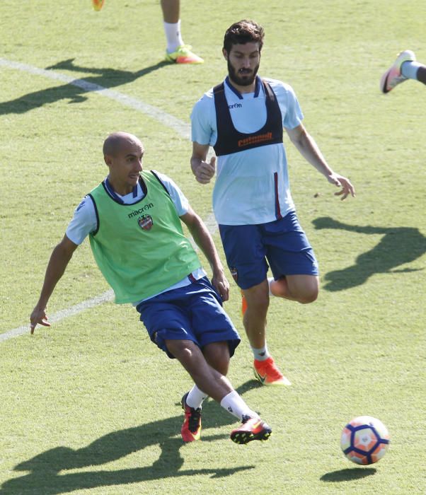 Las mejores imágenes del entrenamiento del Levante UD