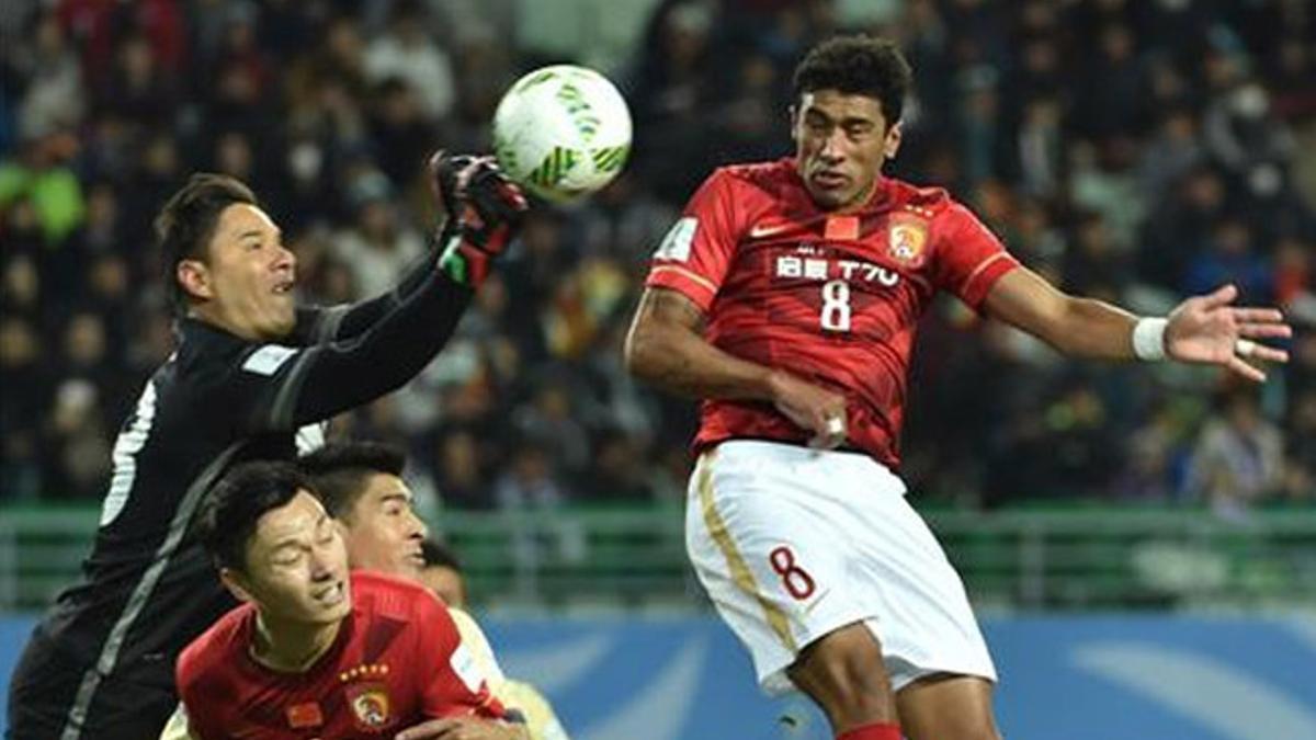 Paulinho decidió para el Guangzhou Evergrande