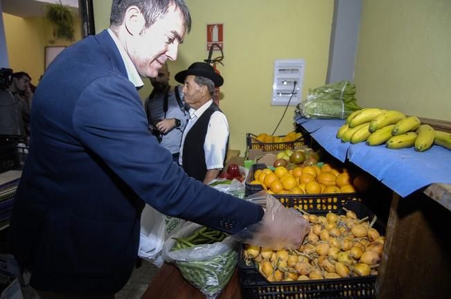 VISITA DE FERNANDO CLAVIJO A TEJEDA