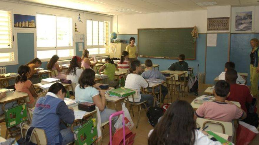 Primaria tendrá más Matemáticas, menos Lengua y la misma Religión