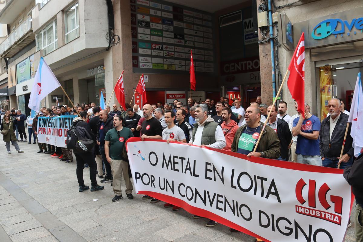 Manifestación del metal y del comercio del metal organizada por la CIG este martes en Vigo.