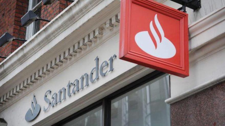 El Banco Santander pagará más de 160.000 euros a un cliente por un fraude informático