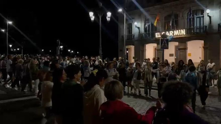 Punto y final a El Carmín 2025 con la tradicional danza prima