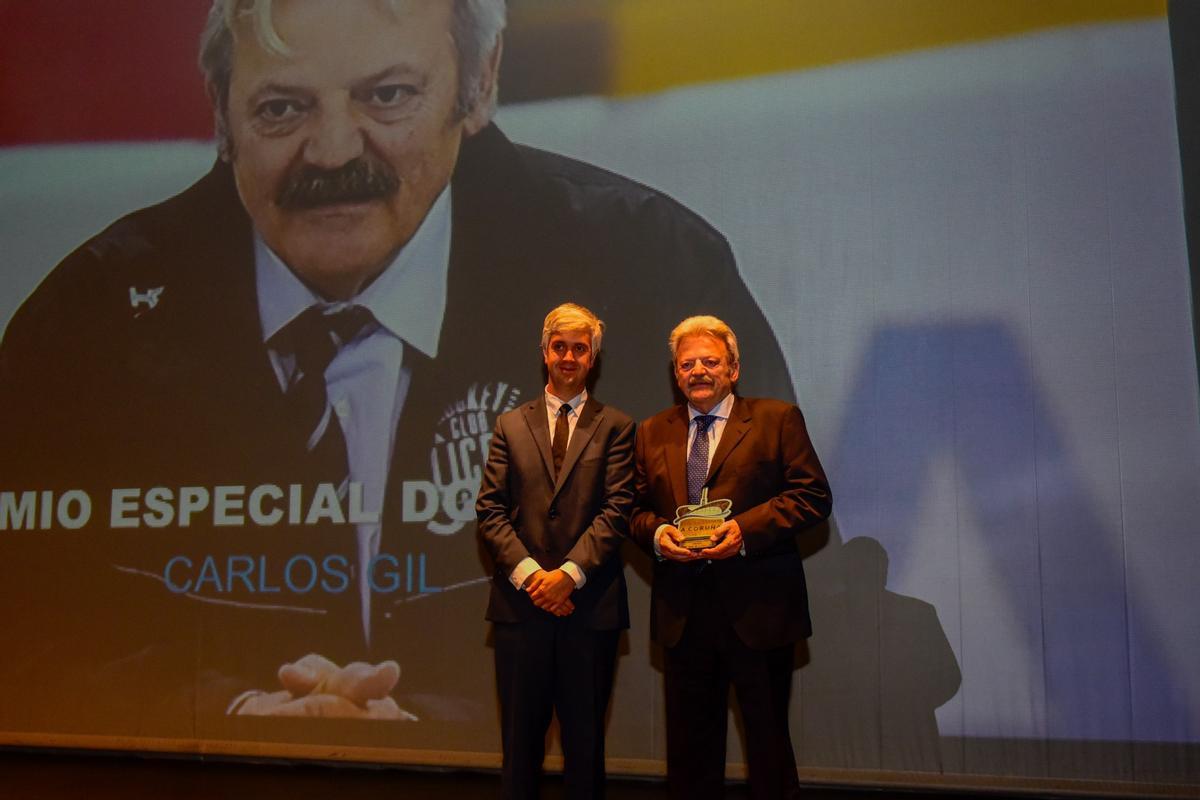 Carlos Gil con Ignacio Prada, director general de la Compañía de Tranvías