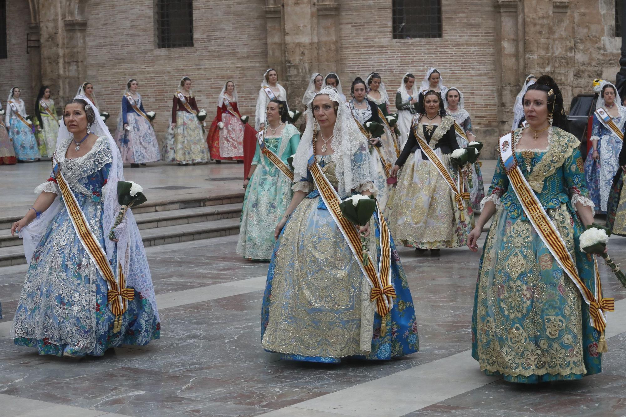 Búscate en el segundo día de ofrenda por la calle de la Paz (entre las 17:00 a las 18:00 horas)