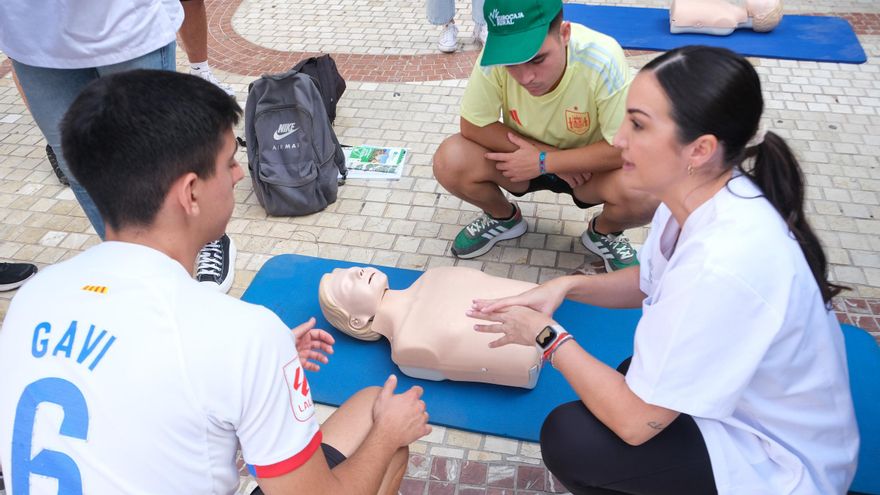 Elche ofrece cursos gratuitos de reanimación y uso del desfibrilador en pedanías