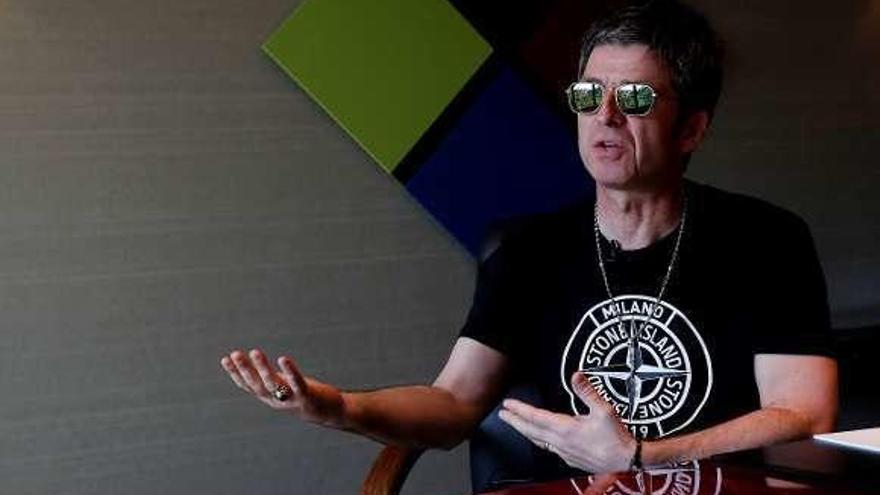 Noel Gallagher, ayer durante la entrevista en Madrid. // Chema Moya / Efe