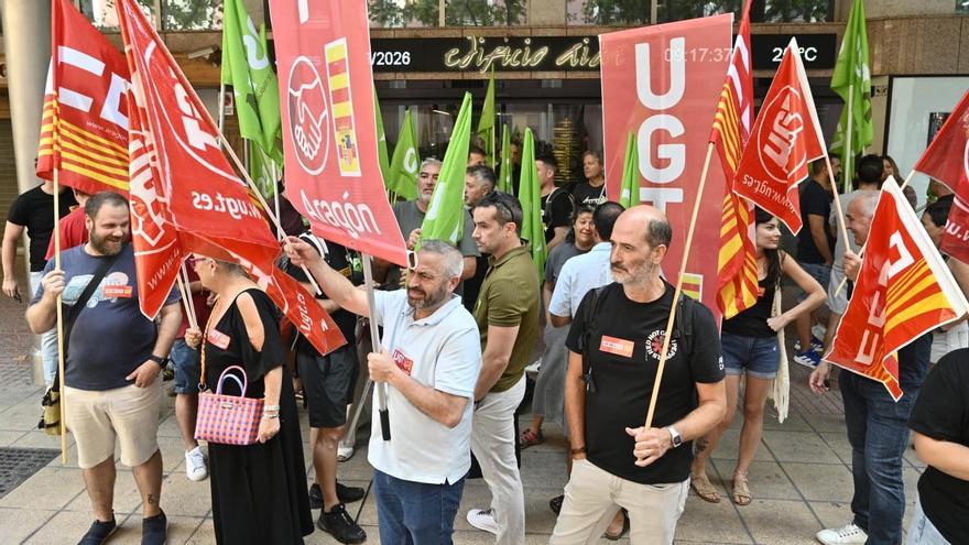Día clave en la huelga de bomberos forestales: los sindicatos se reúnen con el Sama
