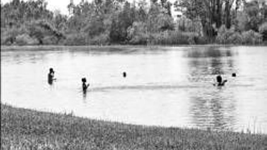 Las zonas de baño de Castuera y Orellana también tuvieron salmonella