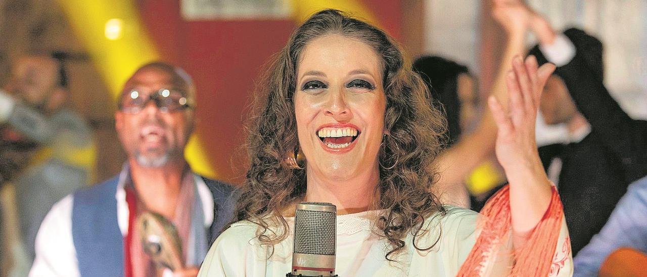 La cantaora Argentina María López actuará el viernes en Les Arts. | LEVANTE-EMV