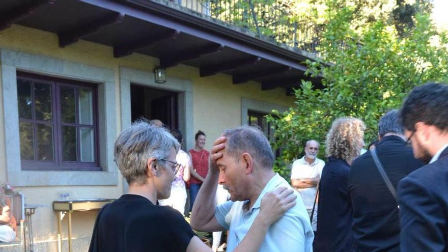 Por la izquierda, Vicente Domínguez, junto a Álvaro Bueno (de blanco) y Alberto Hidalgo.