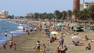 Por qué cambia tanto la temperatura del agua del mar en Málaga