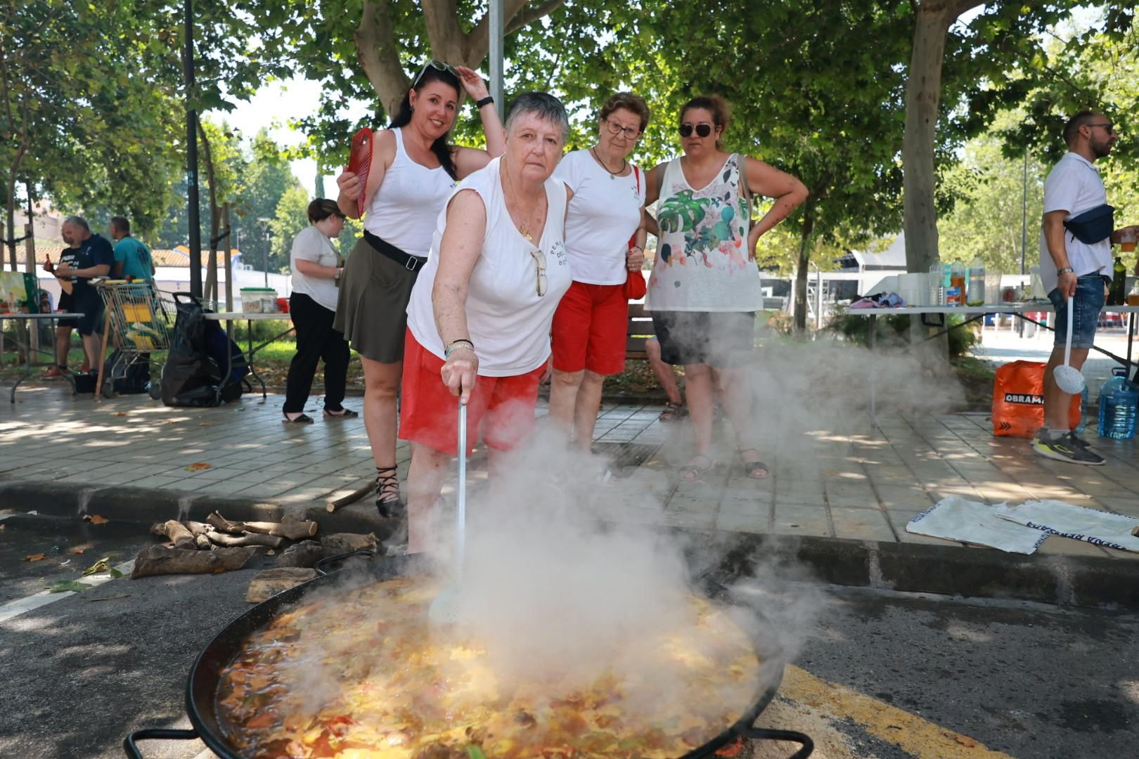 Concurso de paellas en el Grau por Sant Pere